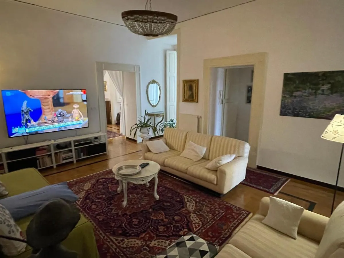 Interno 12 Apartment Naples
