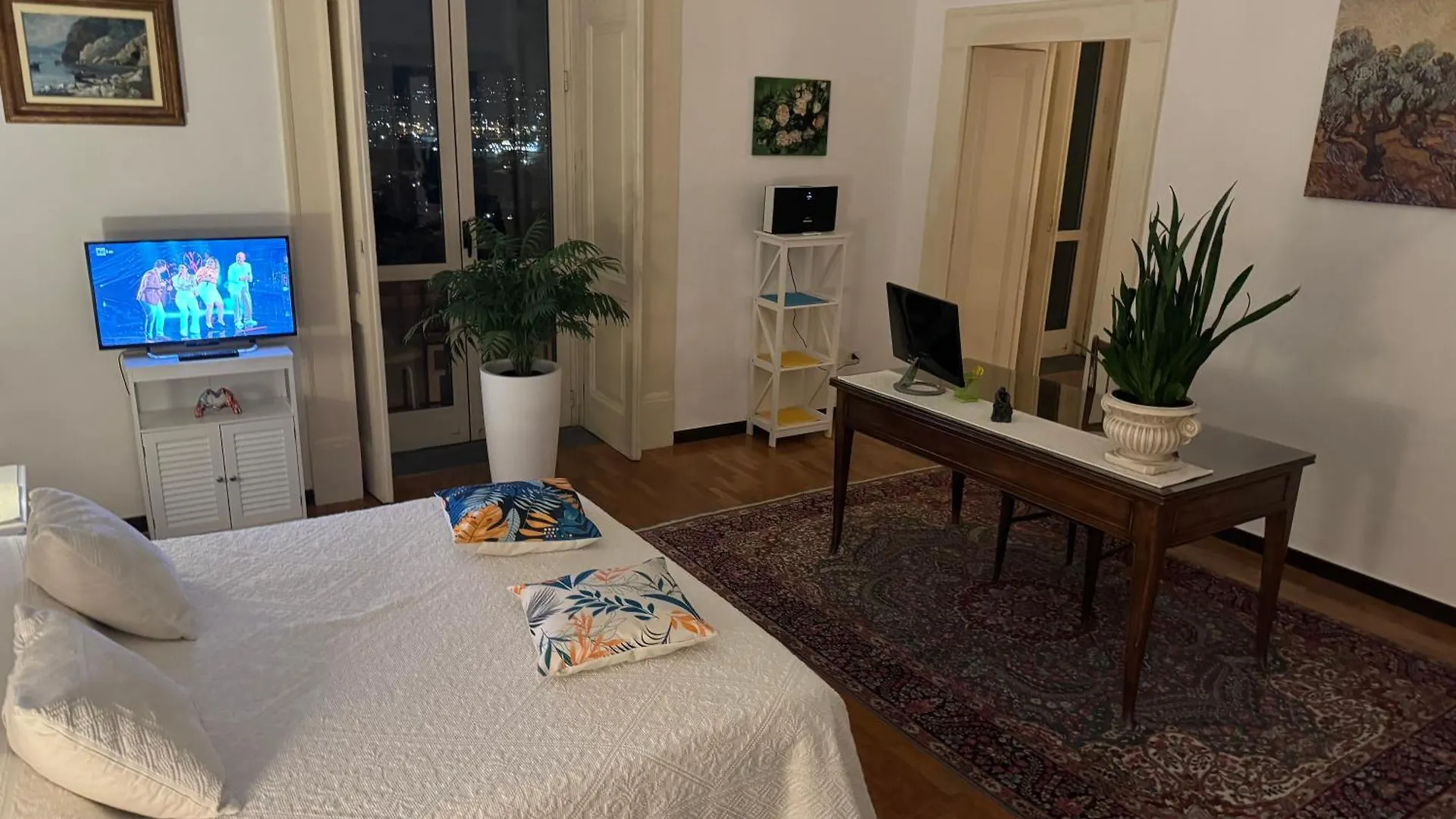 Interno 12 Apartment Naples 0*,