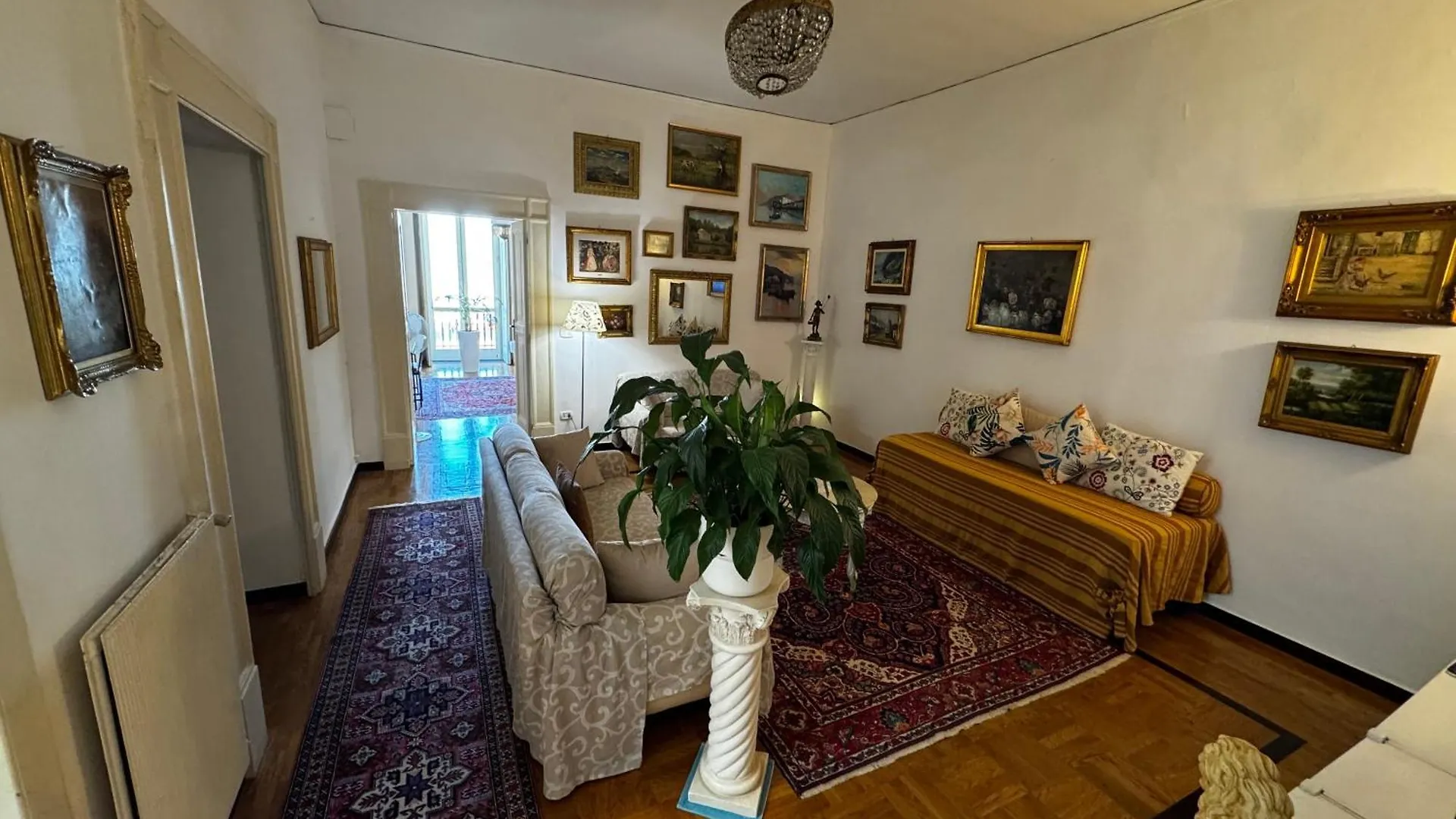 Interno 12 Apartment Naples